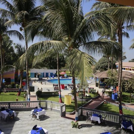 קולולי Mansea Beach Hotel מראה חיצוני תמונה