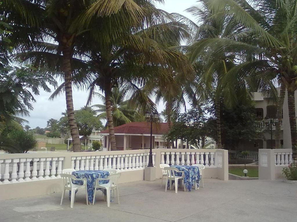 קולולי Mansea Beach Hotel מראה חיצוני תמונה