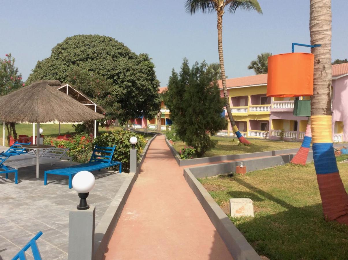 קולולי Mansea Beach Hotel מראה חיצוני תמונה